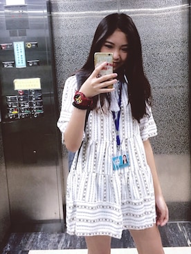 「淘寶のアイテム（ワンピース、ホワイト系）」を使った、迪三さん（レディース・167cm）の夏コーディネート