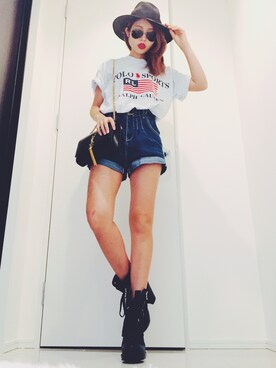 「Saint Laurent（サンローラン）のアイテム（バッグ）」を使った、Akaneさん（レディース・163cm）の夏コーディネート