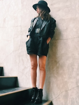 「MOUSSY（マウジー）のアイテム（つなぎ/オールインワン）」を使った、Akaneさん（レディース・163cm）の秋コーディネート