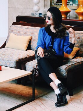 「Yves Saint Laurent（イヴサンローラン）のアイテム（トップス）」を使った、Akaneさん（レディース・163cm）の秋コーディネート