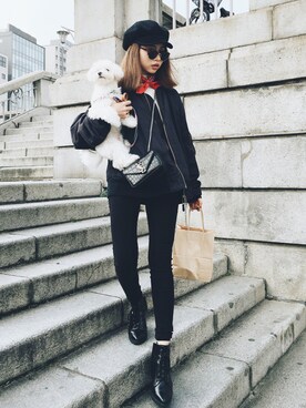「Saint Laurent（サンローラン）のアイテム（バッグ）」を使った、Akaneさん（レディース・163cm）の冬コーディネート