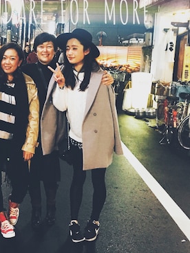 「AZUL by moussy（アズールバイマウジー）のアイテム（Down Jacket / Coat、グレー系）」を使った、まるさん（レディース）の秋コーディネート