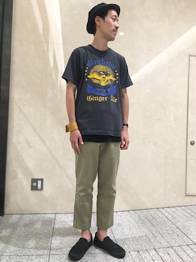 「アイテム（バングル/リストバンド、オレンジ系）」を使った、Keisuke Osukaさん（メンズ・176cm）の夏コーディネート
