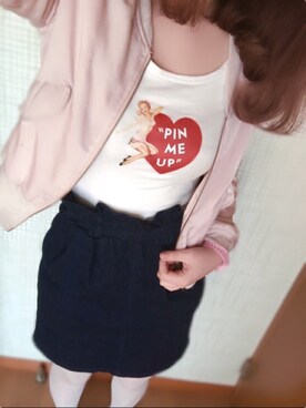 「アイテム（アナログ腕時計、ピンク系）」を使った、きらきらほしさん（レディース・164cm）の冬コーディネート