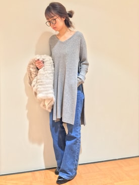 「スリットニット」｜「アイテム（その他アウター）」を使った、Yuho Nakataniさん（レディース・156cm）の秋コーディネート