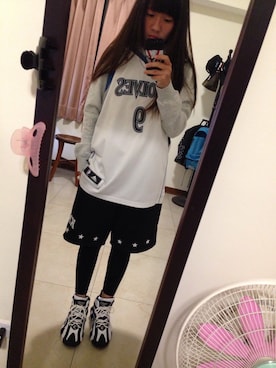 憶婷さんのコーディネート