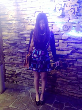 「アイテム（トートバッグ、オレンジ系）」を使った、akinaさん（レディース・160cm）の冬コーディネート