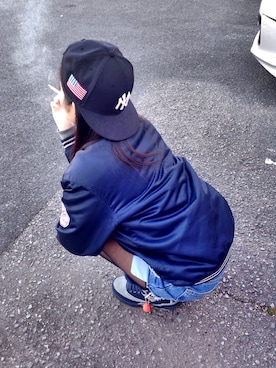 「NEWERA」｜「アイテム（スタジャン）」を使った、akinaさん（レディース・160cm）の冬コーディネート