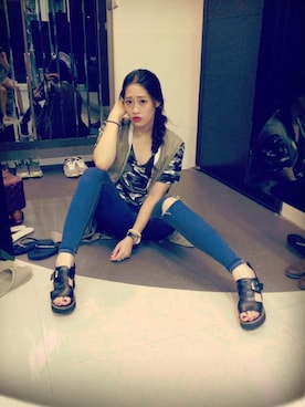 顏顏さんのコーディネート