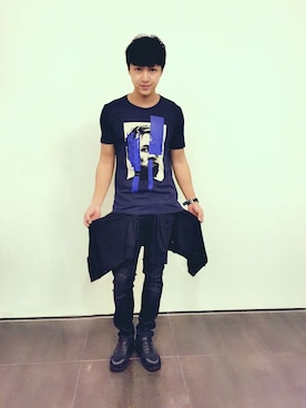 「HUGO BOSS（ヒューゴボス）のアイテム（Tシャツ/カットソー）」を使った、Mingjieさん（メンズ・184cm）の夏コーディネート