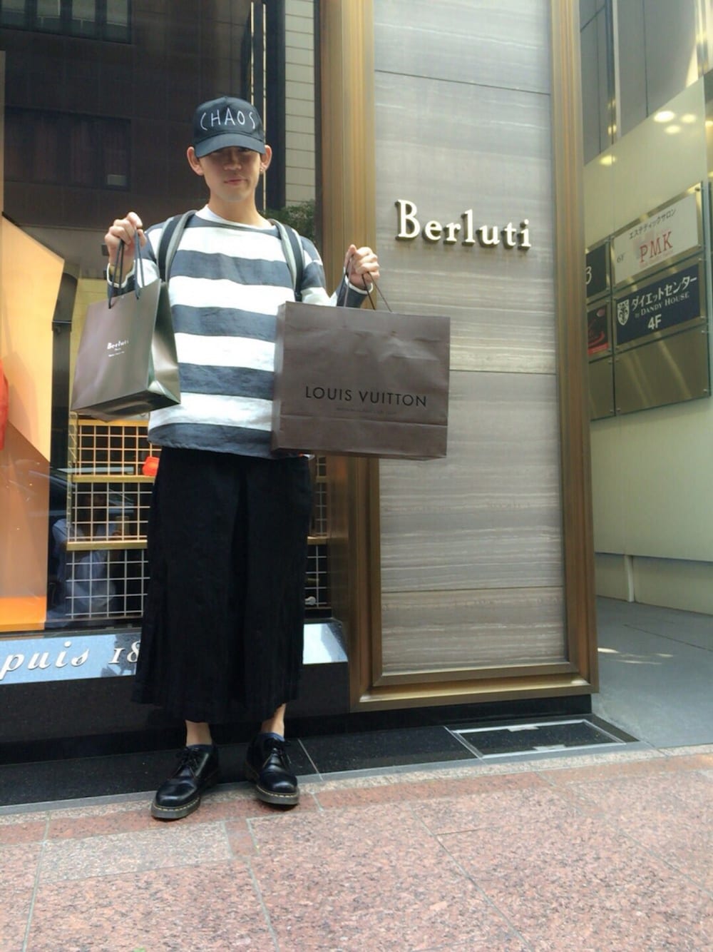 「ストリートモード、モード、AZS、ganryu、COMME des GARCONS、Berluti、Dr.Martens、浪人生、誕生日」｜「Dr. MartensのDr.Martens (ドクターマーチン)/1461 3EYE GIBSON SHOES（その他シューズ、ブラック系）」を使った、ししさん（メンズ・170cm）の夏コーディネートの1枚目の写真