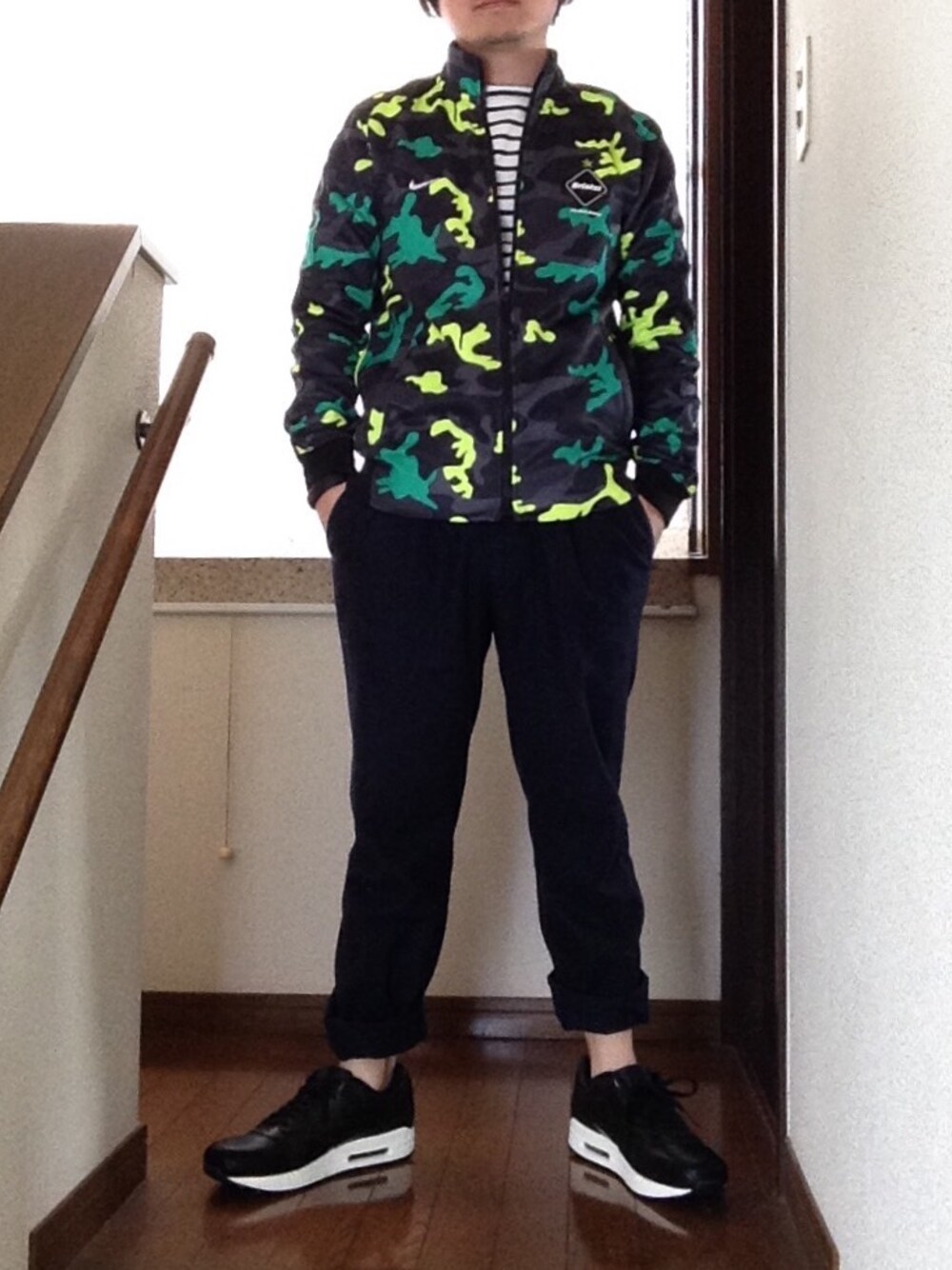 「F.C.R.B.のアイテム（ジャージ、その他）」を使った、P-Y-U-N-T-Aさん（メンズ・165cm）の春コーディネートの1枚目の写真