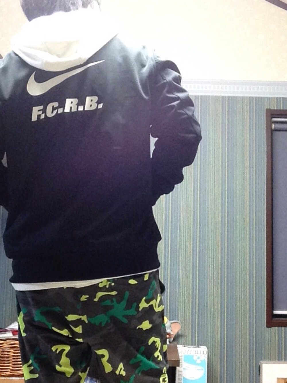 P-Y-U-N-T-Aさんの（F.C.R.B.）を使ったコーディネートの1枚目の写真