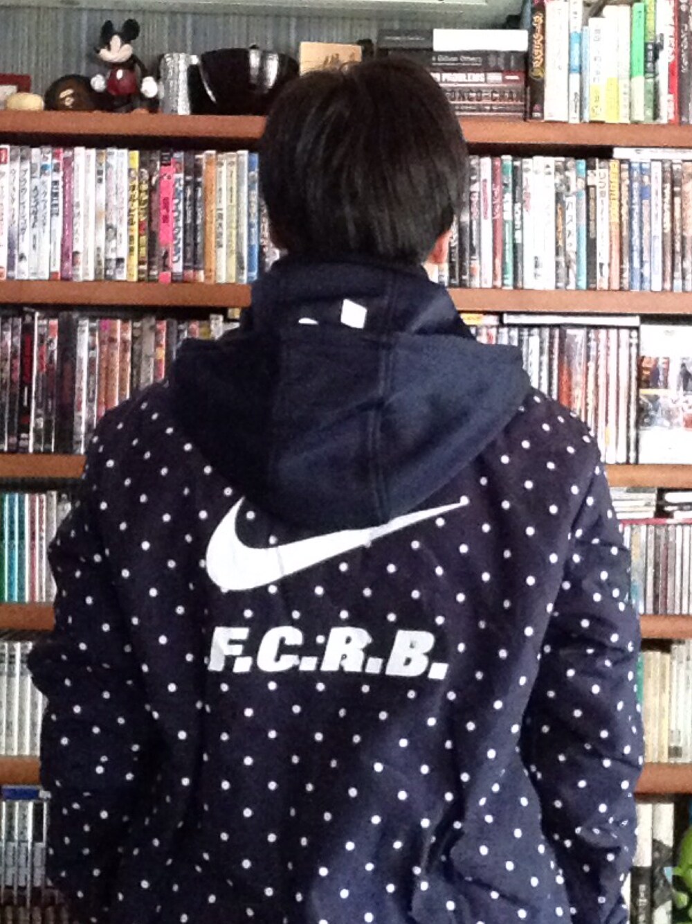 「F.C.R.B.のアイテム（スタジャン、ブルー系）」を使った、P-Y-U-N-T-Aさん（メンズ・165cm）の冬コーディネートの1枚目の写真