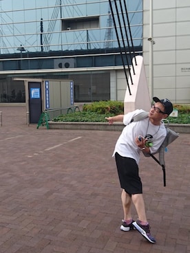 「NIKE SPORTSWEAR（ナイキスポーツウェアー）のアイテム（その他パンツ、ブラック系）」を使った、ジム(GM)さん（メンズ・176cm）の夏コーディネート