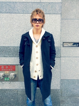 「DOWBL（ダブル）のアイテム（カーディガン/ボレロ）」を使った、佐野恭平さん（メンズ・174cm）の冬コーディネート