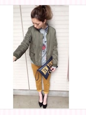 「アイテム（カーゴパンツ、イエロー系）」を使った、A_chanさん（レディース・164cm）の冬コーディネート