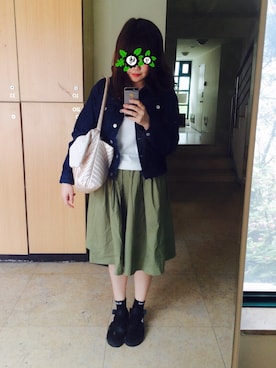 「pushBUTTONのアイテム」を使った、lucyさん（レディース・163cm）の春コーディネート
