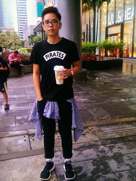 「Nike flyknit」｜「アイテム（アナログ腕時計）」を使った、Owenさん（メンズ・165cm）の夏コーディネート