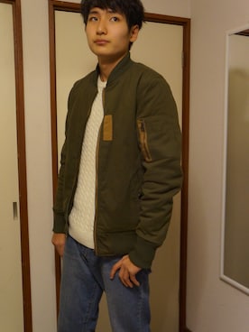 じんてぃすさんのコーディネート