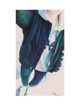 「STUSSY（ステューシー）のアイテム（その他アウター）」を使った、kiiiiiiiichan❥❥さん（レディース・155cm）の冬コーディネート