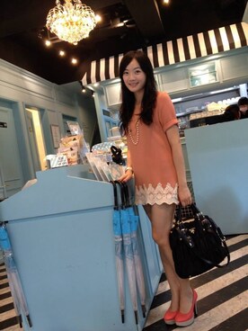 「PRADA（プラダ）の皺摺包（トートバッグ、ブラック系）」を使った、queenieさん（レディース・161cm）の夏コーディネート
