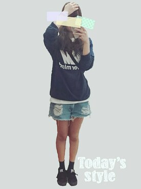 「アイテム（ボディバッグ/ウエストポーチ、ブルー系）」を使った、うららこ。さん（レディース・157cm）の春コーディネート