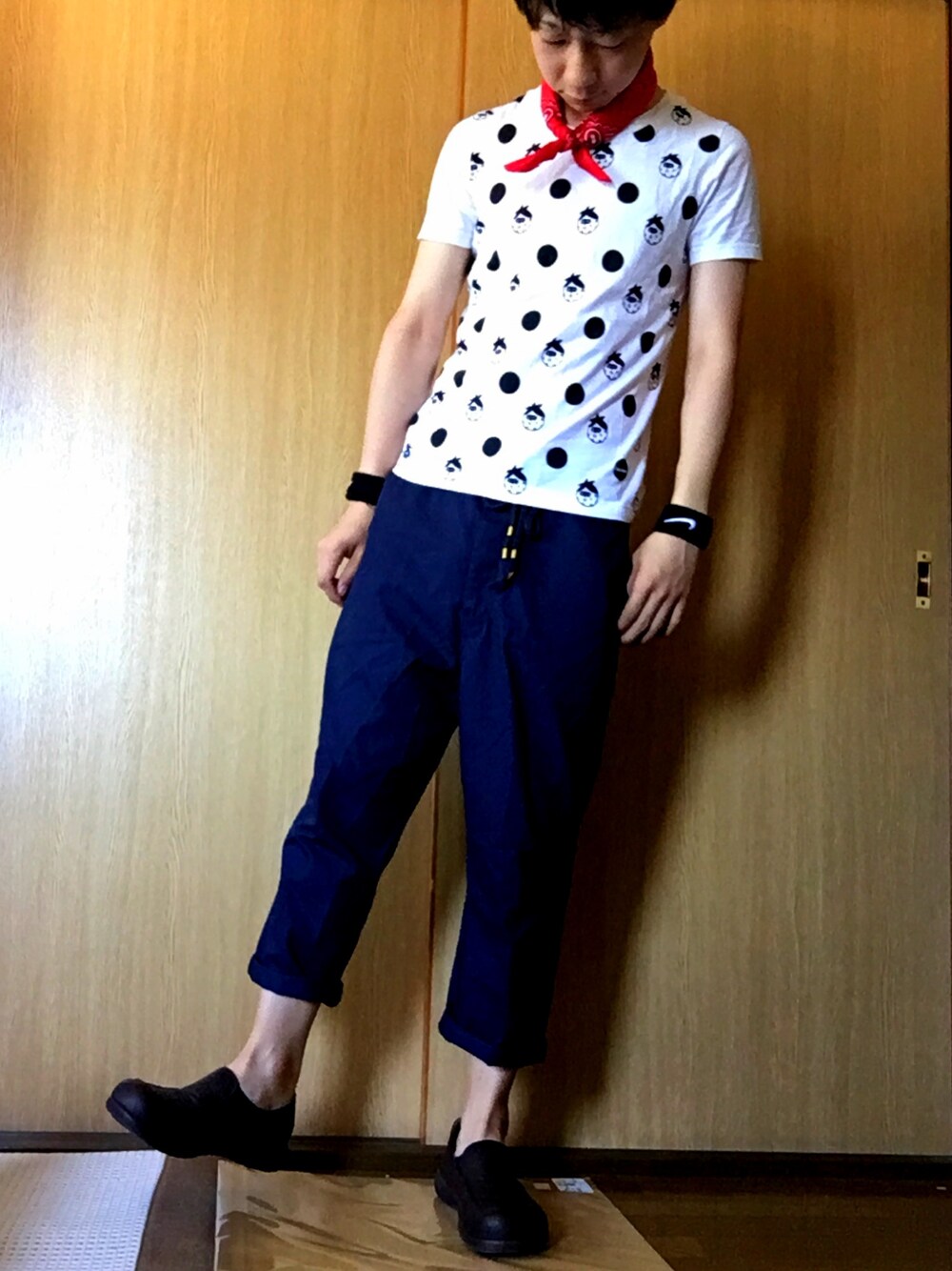 「ne-net、NIKE、HARE、Re:getA、差し色(赤)、シンプル、ドット、白Tシャツ、ラフ、掃除」｜「no brandのアイテム（ファッション雑貨、レッド系）」を使った、◎みつ◎さん（メンズ・169cm）の夏コーディネートの1枚目の写真
