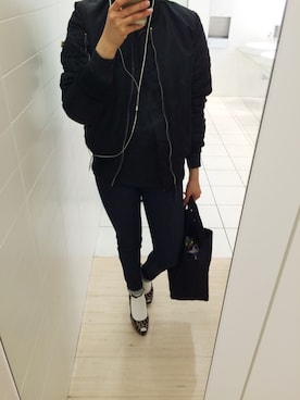「GIUSEPPE ZANOTTI DESIGN（ジュゼッペザノッティデザイン）のアイテム（サンダル）」を使った、fumikoさん（レディース・159cm）の秋コーディネート