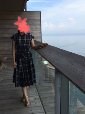 「RUPERT SANDERSON（ルパートサンダーソン）のアイテム」を使った、fumikoさん（レディース・159cm）の夏コーディネート