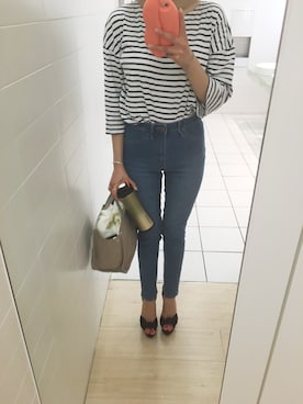 「Charlotte Olympia（シャーロットオリンピア）のアイテム（サンダル）」を使った、fumikoさん（レディース・160cm）の秋コーディネート