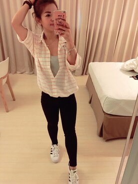 「travel」｜「アイテム（アクセサリー）」を使った、Joan*Linさん（レディース・150cm）の春コーディネート