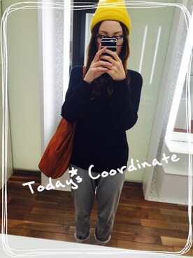 「GU（ジーユー）のアイテム（ニット/セーター、ブルー系）」を使った、Tomomi❤︎さん（レディース・165cm）の秋コーディネート