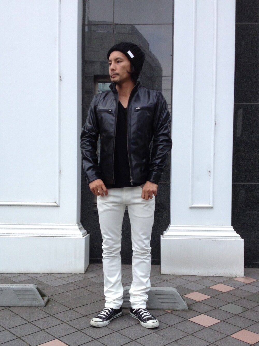 SABLE CLUTCHのライダースジャケットを使った人気ファッション