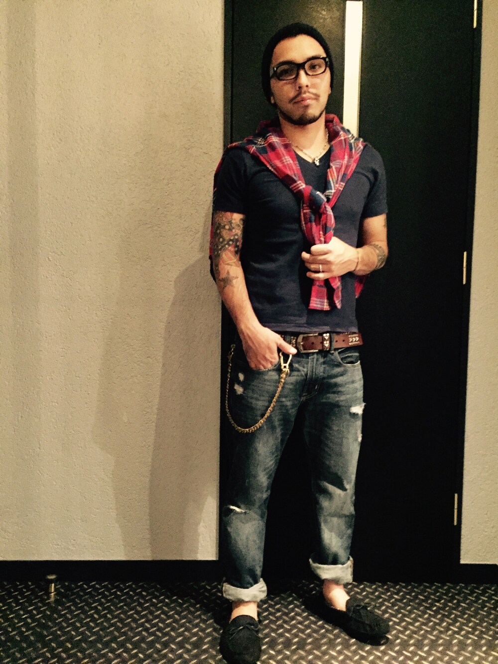 「DIESELのアイテム（ベルト、ブラウン系）」を使った、Daniel555さん（メンズ・173cm）の秋コーディネートの1枚目の写真