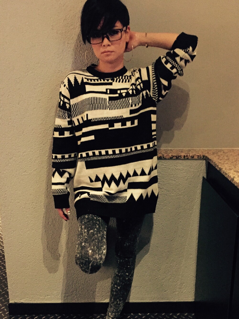 「FOREVER 21のアイテム（ニット/セーター、その他）」を使った、Daniel555さん（レディース・155cm）の秋コーディネートの1枚目の写真