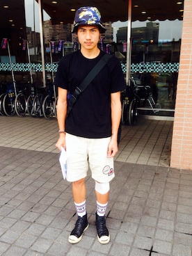 「BRIDGE（ブリッジ）のアイテム（シューズ）」を使った、Josh Wu さん（メンズ・180cm）の夏コーディネート