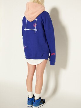 「フード」｜Rocked Garageさん（レディース・174cm）の冬コーディネート