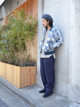 「ワイドスラックス」｜「アイテム（スタジャン）」を使った、Iroquois/イロコイさん（メンズ・176cm）の春コーディネート