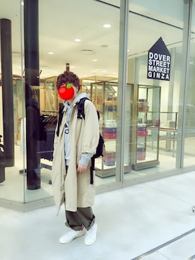 「アイテム（ステンカラーコート）」を使った、Y.Mitumaruさん（メンズ・170cm・10代）の春コーディネート