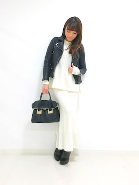 「DRWCYS（ドロシーズ）のアイテム（ブーツ）」を使った、はらだゆかさん（レディース・160cm）の秋コーディネート