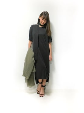 「DRWCYS（ドロシーズ）のアイテム（サンダル）」を使った、はらだゆかさん（レディース・160cm）の冬コーディネート