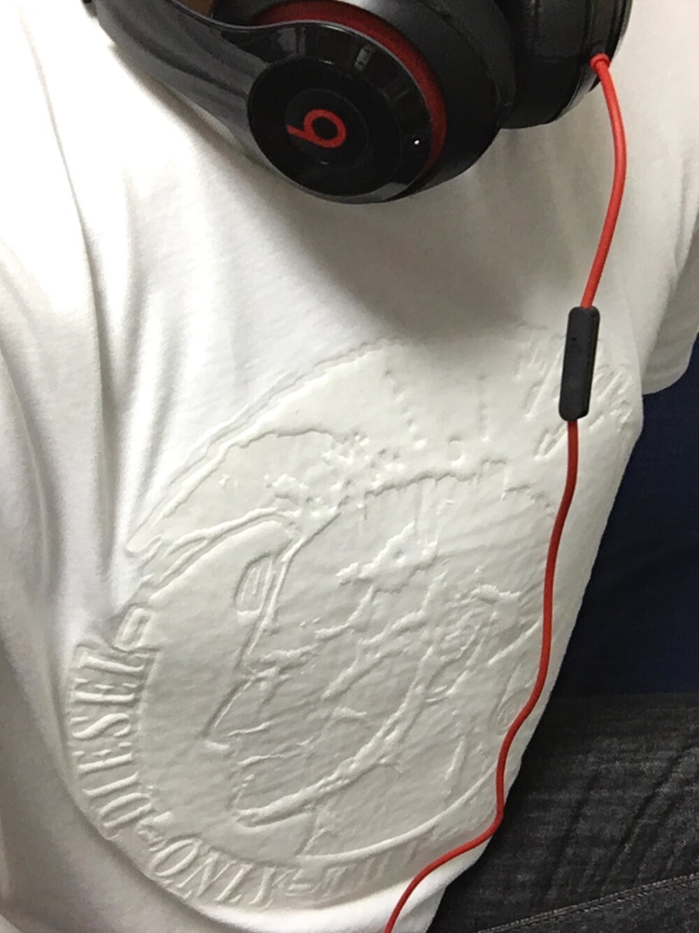 「DIESELの00SN550HAKR（Tシャツ/カットソー、ホワイト系）」を使った、REIYA.さん（メンズ・165cm）の夏コーディネートの1枚目の写真