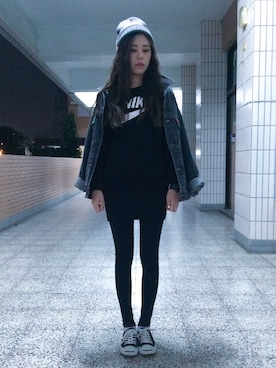 「BLUE WAY（ブルーウェイ）のアイテム（デニムジャケット）」を使った、Mimi Tsaiさん（レディース・159cm）の冬コーディネート