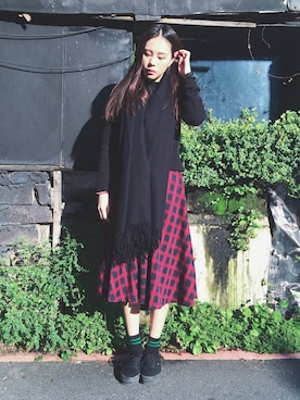 「skirt」｜「アイテム（腕時計）」を使った、Mimi Tsaiさん（レディース・159cm）の冬コーディネート