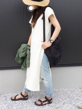 「teva」｜「アイテム（ミリタリージャケット）」を使った、ayumiさん（レディース・154cm）の春コーディネート