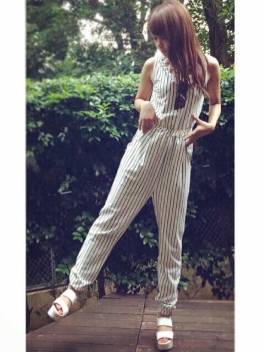 「私服、オールインワン、ストライプ、CECIL McBEE、お気に入り、楽チンコーデ、WOMEN」｜「CECIL McBEEのCECIL McBEE(セシルマクビー)15.ＳＳ　ノースリオールインワン31-14-3217-5（つなぎ/オールインワン、ブラック系）」を使った、小池カンナさん（レディース・152cm）の夏コーディネートの1枚目の写真