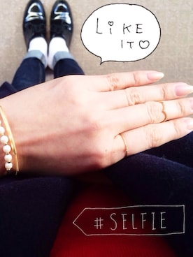 「インディゴデニム」｜岩谷 英里子さん（レディース・169cm）の冬コーディネート