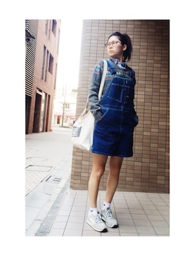 「デニムワンピース」｜岩谷 英里子さん（レディース・169cm）の春コーディネート