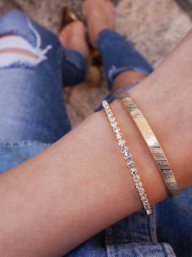 「ゴールドアクセ」｜岩谷 英里子さん（レディース・169cm）の春コーディネート